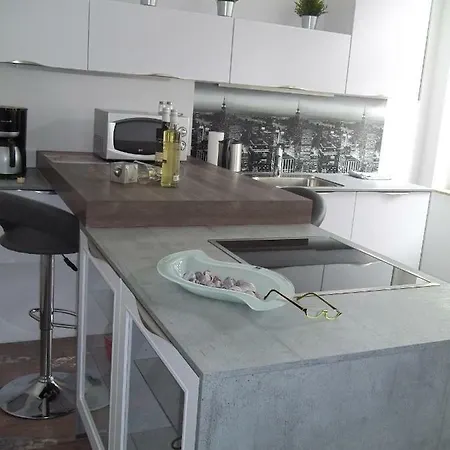 Am Niederfeldsee Apartment Essen